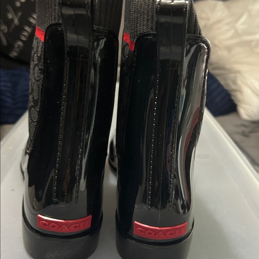 Coach Black and Red Sole Detail - Picture 2 of 8